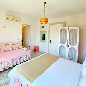 Han/Misafirhane Kesre, Alaçatı